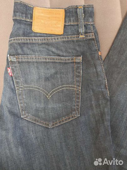 Джинсы levis