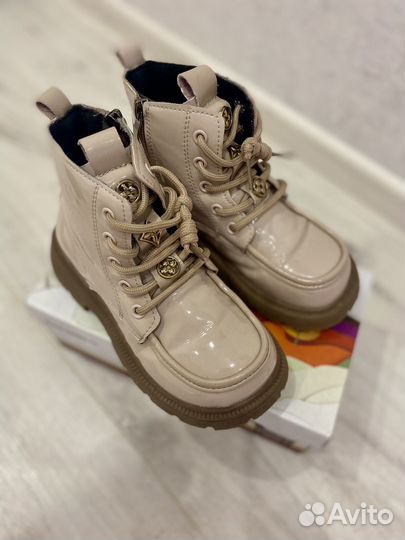 Ботинки для девочки