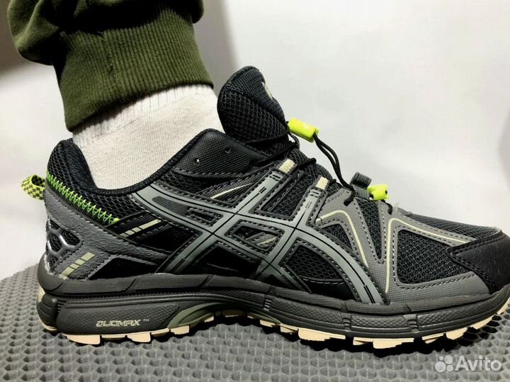 Кроссовки Asics надежные