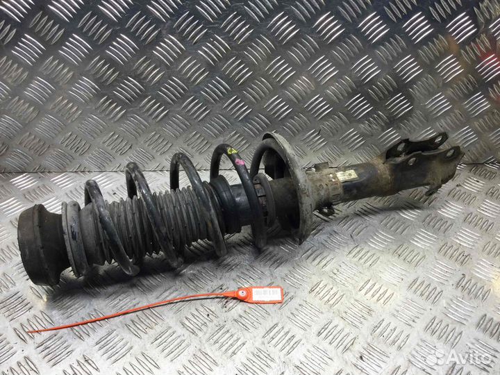 Стойка передняя левая Volkswagen Golf AFT