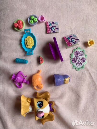 Littlest pet shop