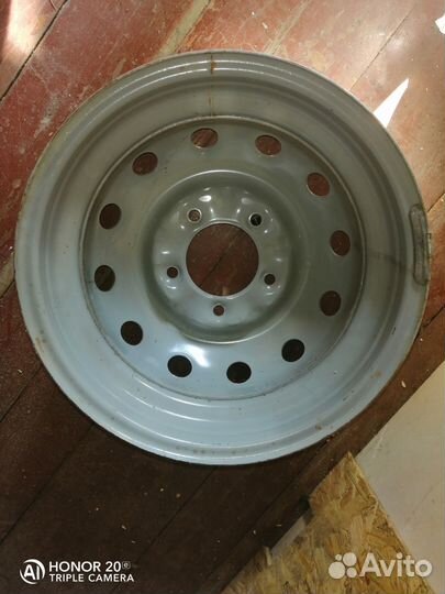 Диск штампованный Нива r16