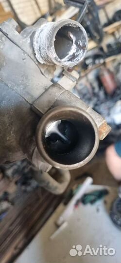 Корпус термостата на hyundai sonata 4 2.7