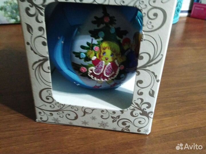 Новогодние Елочные игрушки и гирлянды