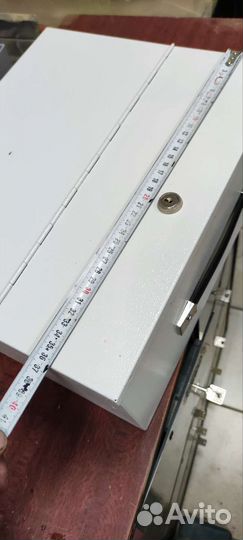 Ящик металлический с замком