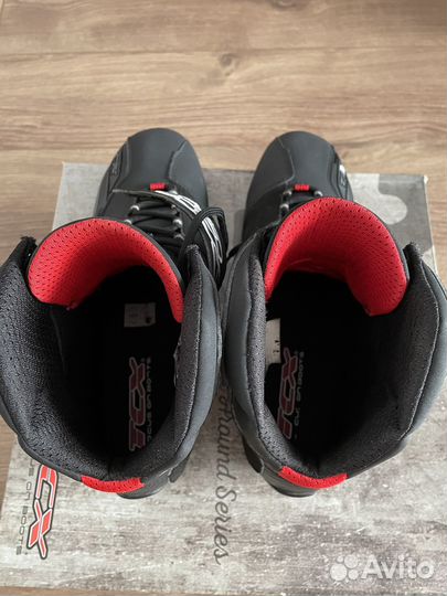 Мотоботы tcx