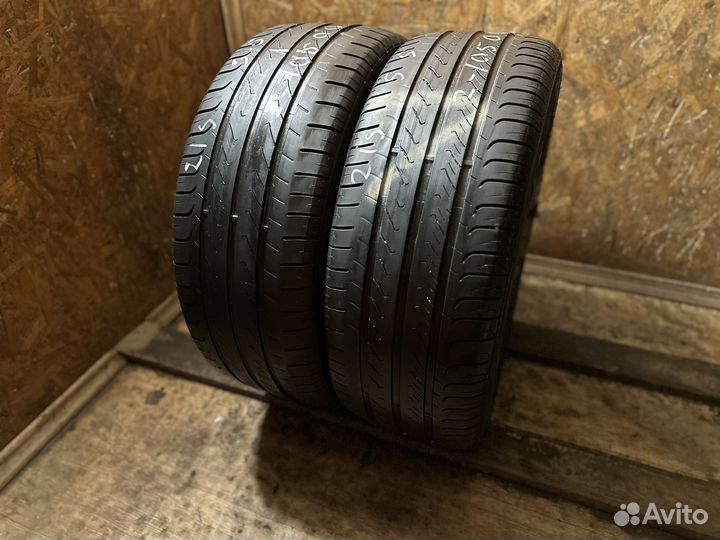 GT Radial Champiro FE1 215/55 R17 94W