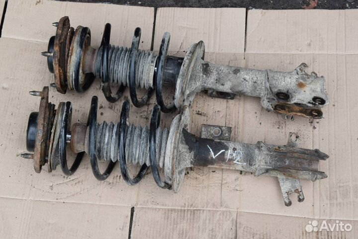 Амортизатор передний Volvo V40 рест. 2001