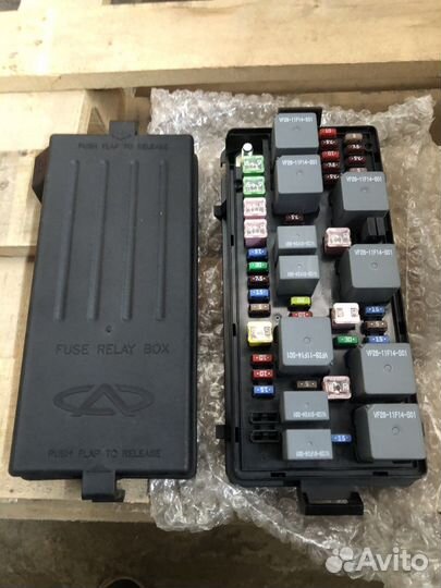 Блок предохранителей чери А-21 Fora Estina