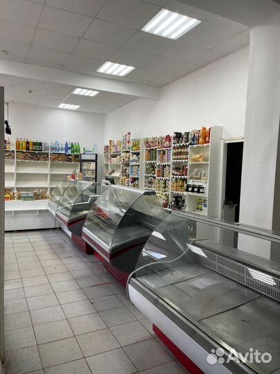 Холодильное оборудование для магазина