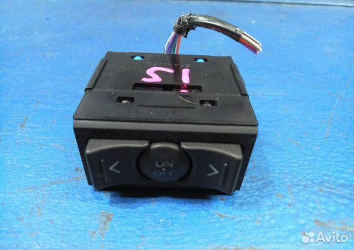 Кнопки ON/OFF Lexus Is 2