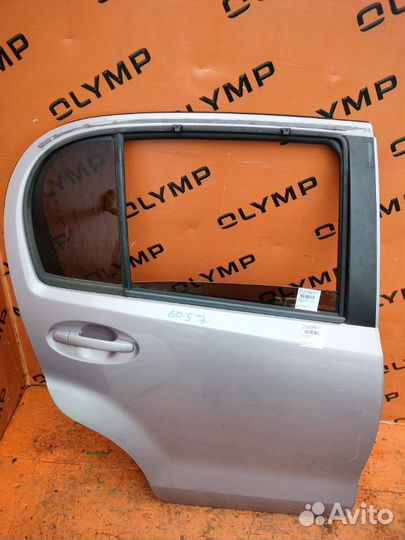 Стекло двери заднее правое Toyota Passo KGC30