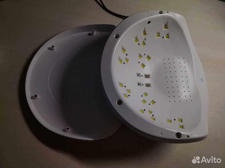 Uvled Лампа для маникюра