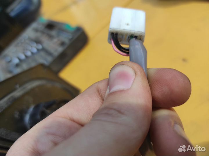 Зеркало левое королла 151