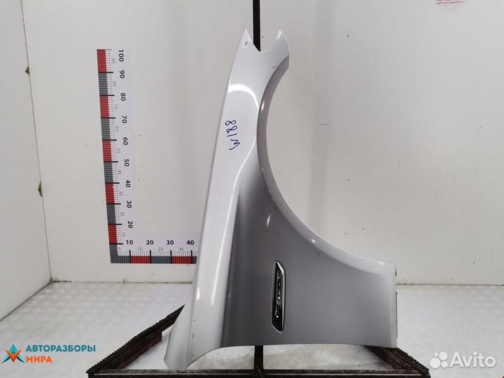 Крыло переднее правое BMW 5 F07/F10/F11 2011