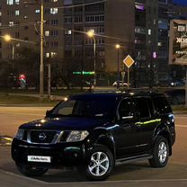 Nissan Pathfinder 2.5 AT, 2012, 240 000 км, с пробегом, цена 1 750 000 руб.