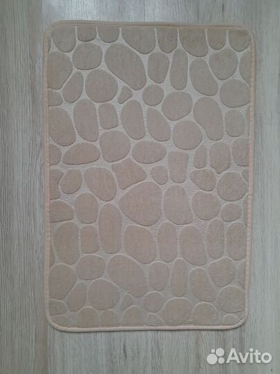 Коврик в ванную