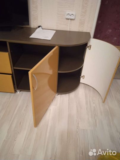 Тумба под телевизор бу