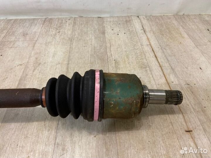 Привод передний правый Mitsubishi Lancer 9 CS3A