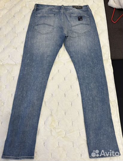 Джинсы armani exchange