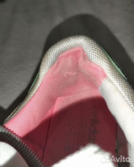 Кроссовки женские Adidas Tech Super Vintage