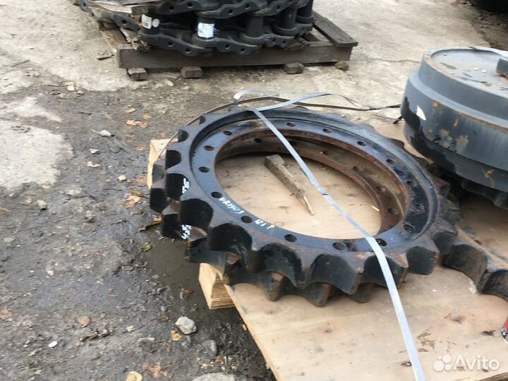 Звездочка для Hitachi ZX240 (ZX225/FH220) ITR