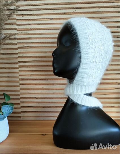 Чепчик капор с пайетками на осень