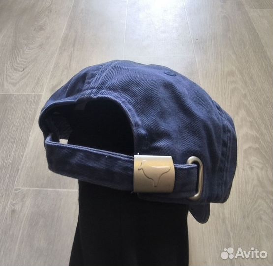 Кепка weekend offender