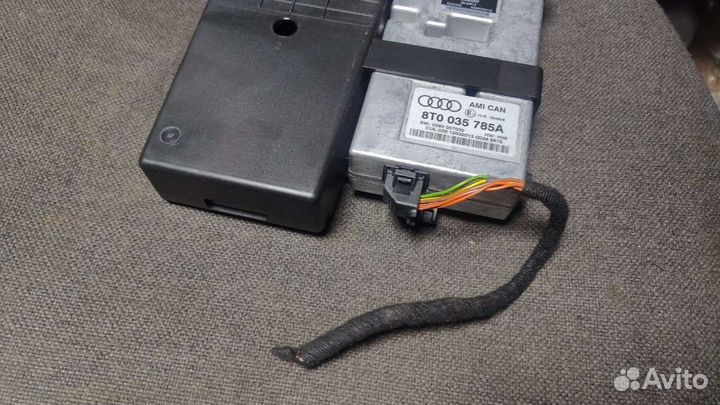 Блок управления AMI Audi A4 B8 8t0035785a