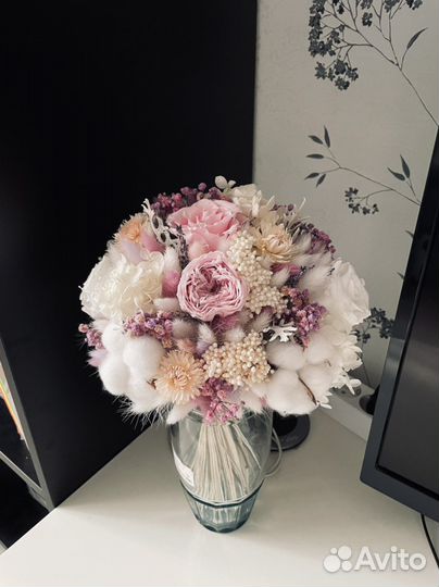 Букет из стабилизированных цветов