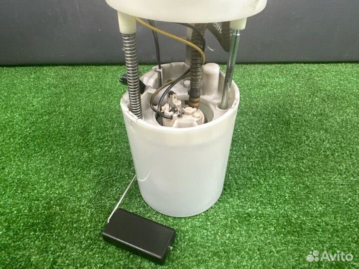 Насос топливный (Бензонасос) Skoda Fabia 2 HB 1.2