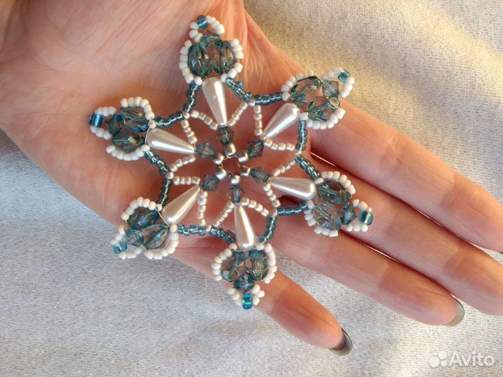 Снежинка из бисера