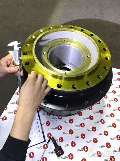 Редуктор хода CAT 336DL