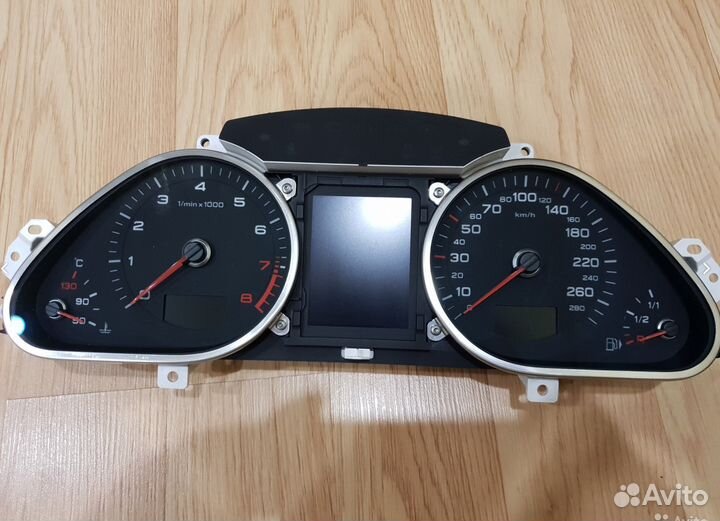 Панель приборов рестайл бензин Q7 4L 4L0920931L