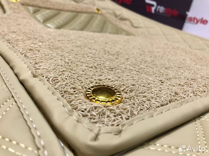 Ковры салона 3D Toyota Prius 50 R1056