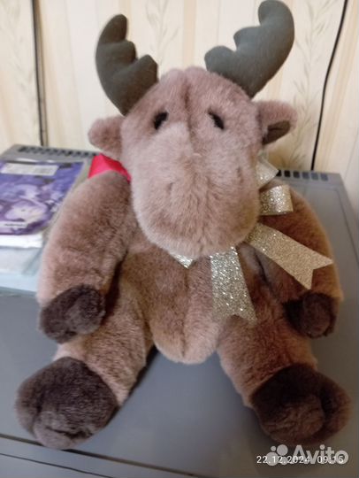 Новогодний олень игрушка