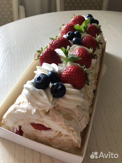 Меренговый рулет