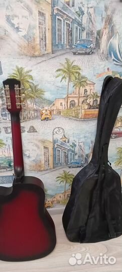 Акустическая гитара