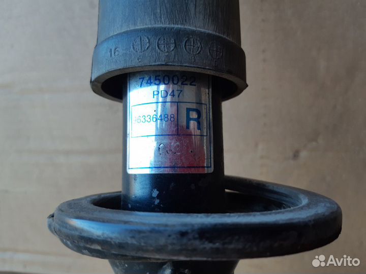 Амортизатор передний правый Дэу Матиз