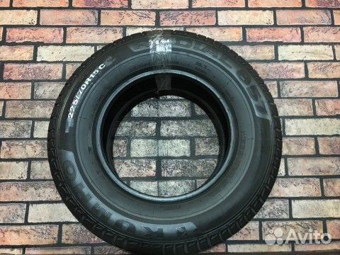 Kumho Radial 857 225/70 R15