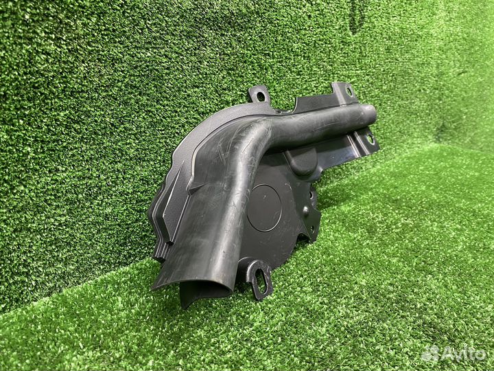 Уплотнитель капота правый BMW G20