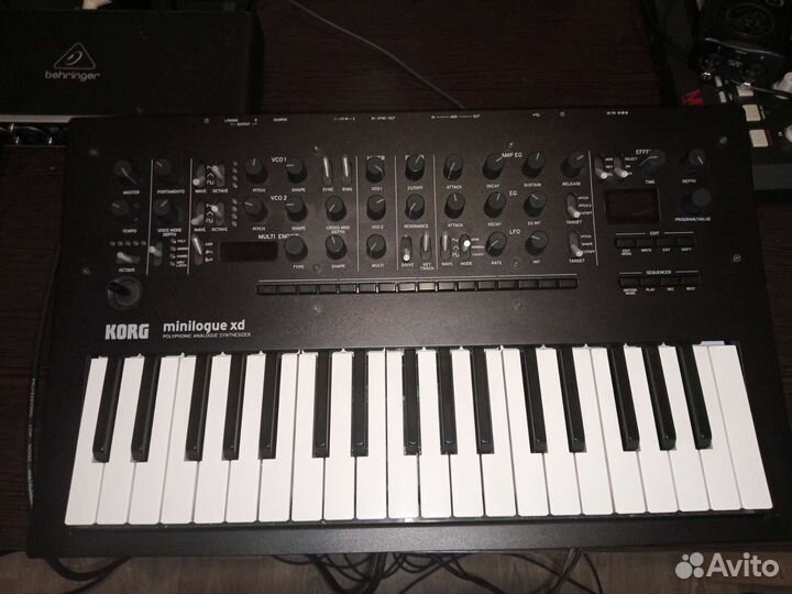 Синтезатор korg minilogue xd
