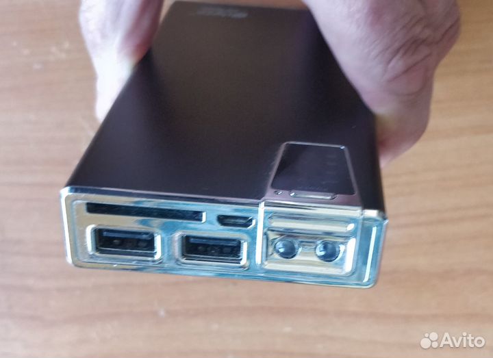 Пауэрбанк hiper 15 000