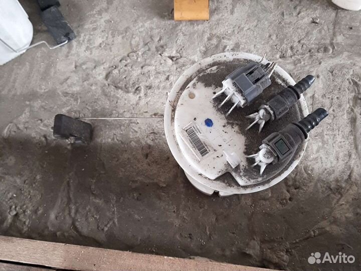 Датчик уровня топлива Renault Grand Scenic 3