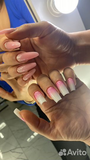 Модель на моделирование ногтей