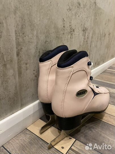 Фигурные коньки