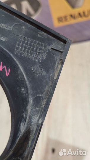 Оправа накладка птф туманки Renault megane 2 Прав