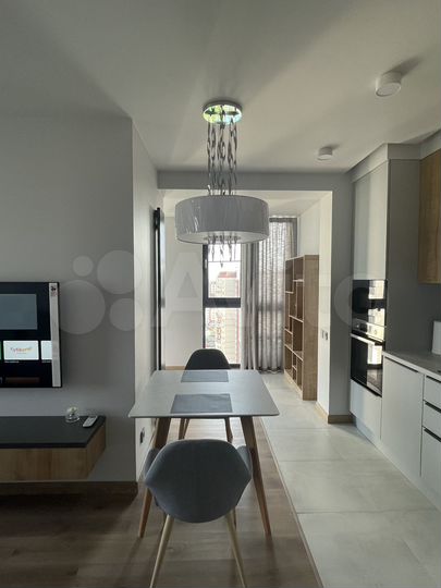 2-к. квартира, 56 м², 16/22 эт.