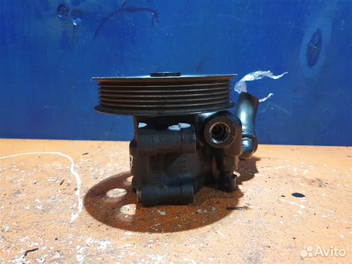 Насос Гур Ford Focus 1 1,8 2,0 Zetec 1373802