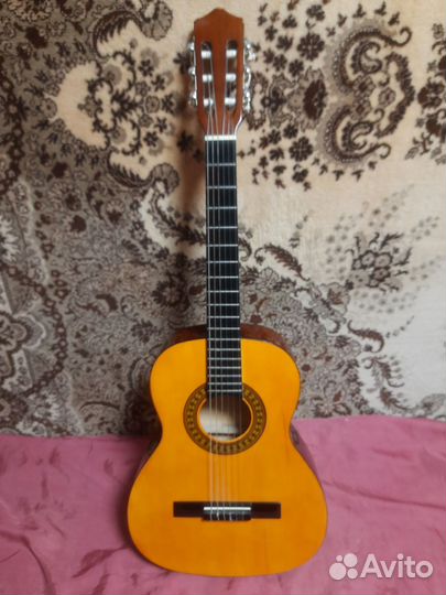 Гитара классика 3/4 нейлон, узкий гриф, звучит